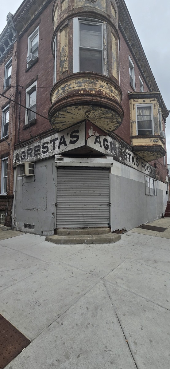 Photographic documentation of the work as submitted to the city's 311 record.
