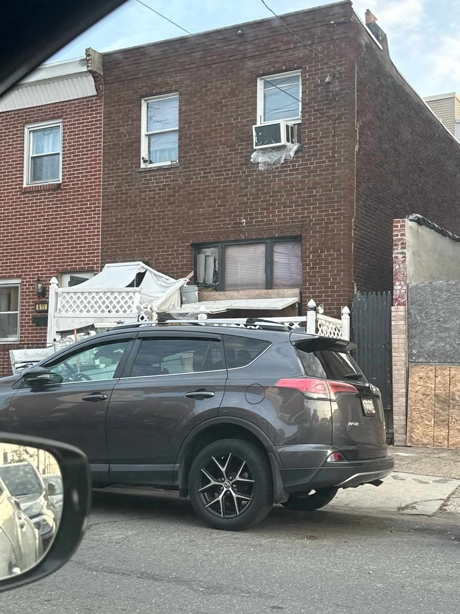 Photographic documentation of the work as submitted to the city's 311 record.