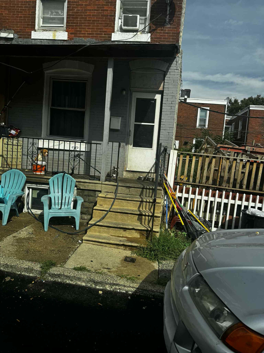 Photographic documentation of the work as submitted to the city's 311 record.