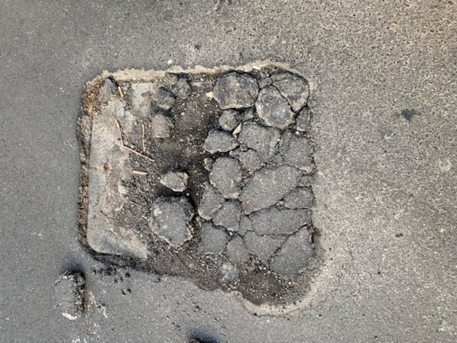 Photographic documentation of the work as submitted to the city's 311 record.