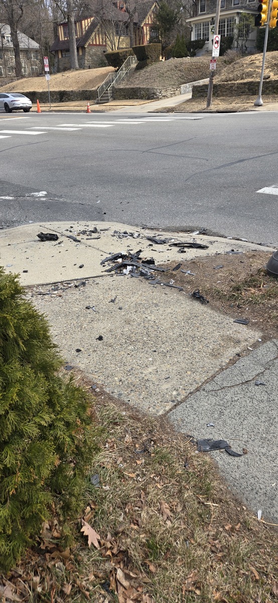 Photographic documentation of the work as submitted to the city's 311 record.