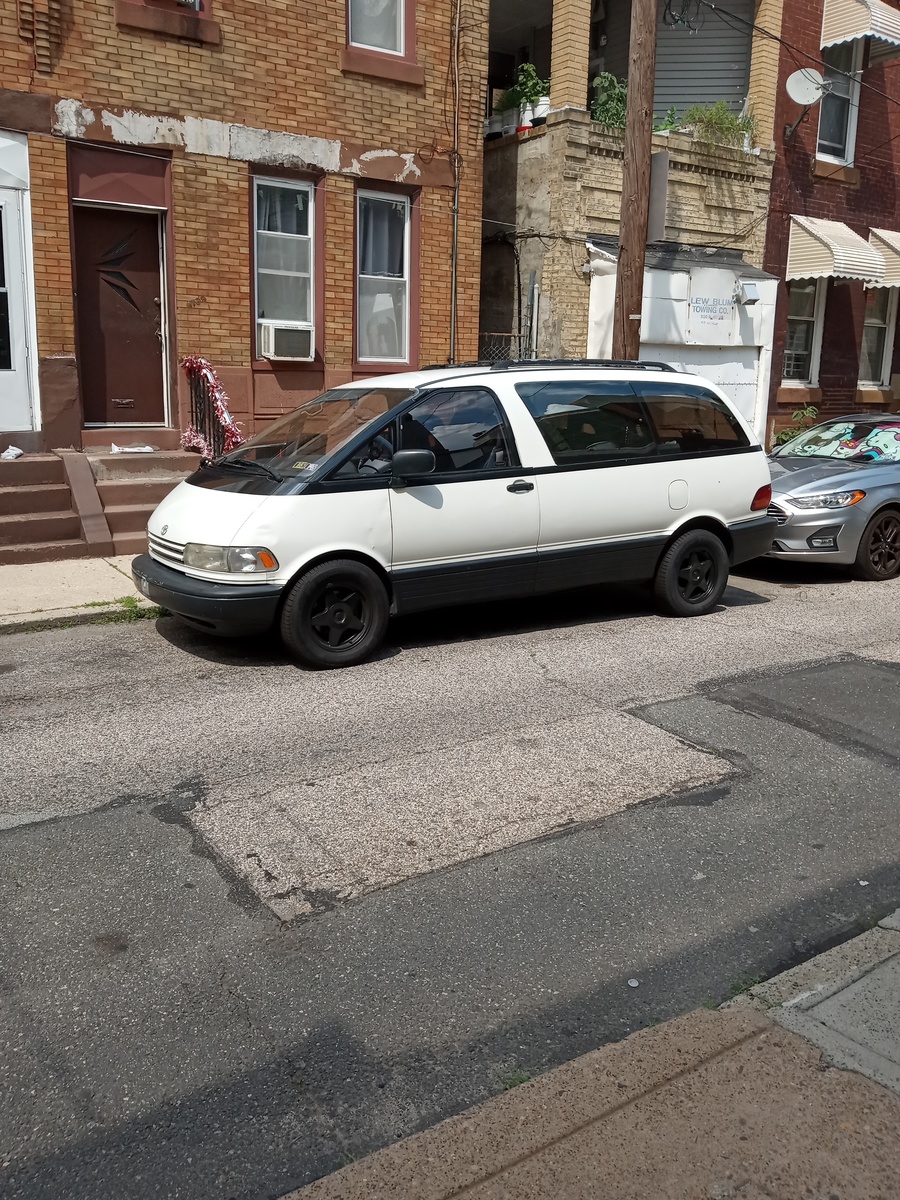 Photographic documentation of the work as submitted to the city's 311 record.