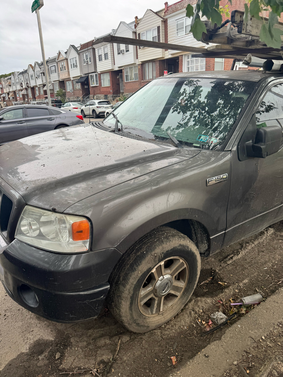 Photographic documentation of the work as submitted to the city's 311 record.