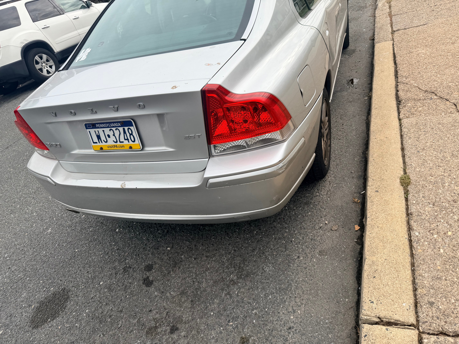 Photographic documentation of the work as submitted to the city's 311 record.