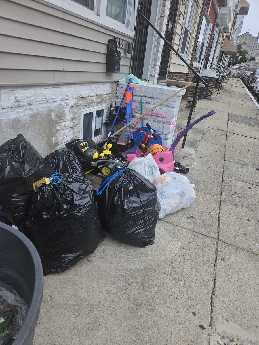 Photographic documentation of the work as submitted to the city's 311 record.
