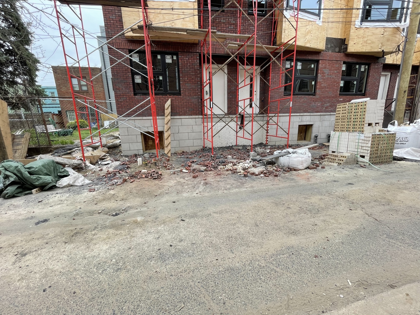 Photographic documentation of the work as submitted to the city's 311 record.