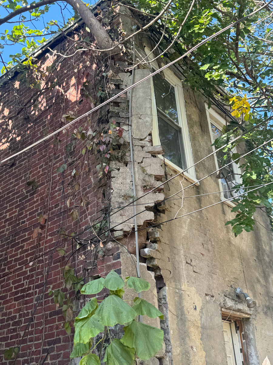 Photographic documentation of the work as submitted to the city's 311 record.