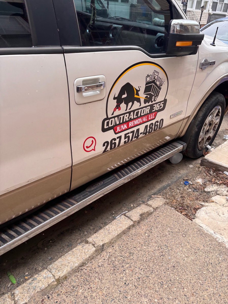 Photographic documentation of the work as submitted to the city's 311 record.