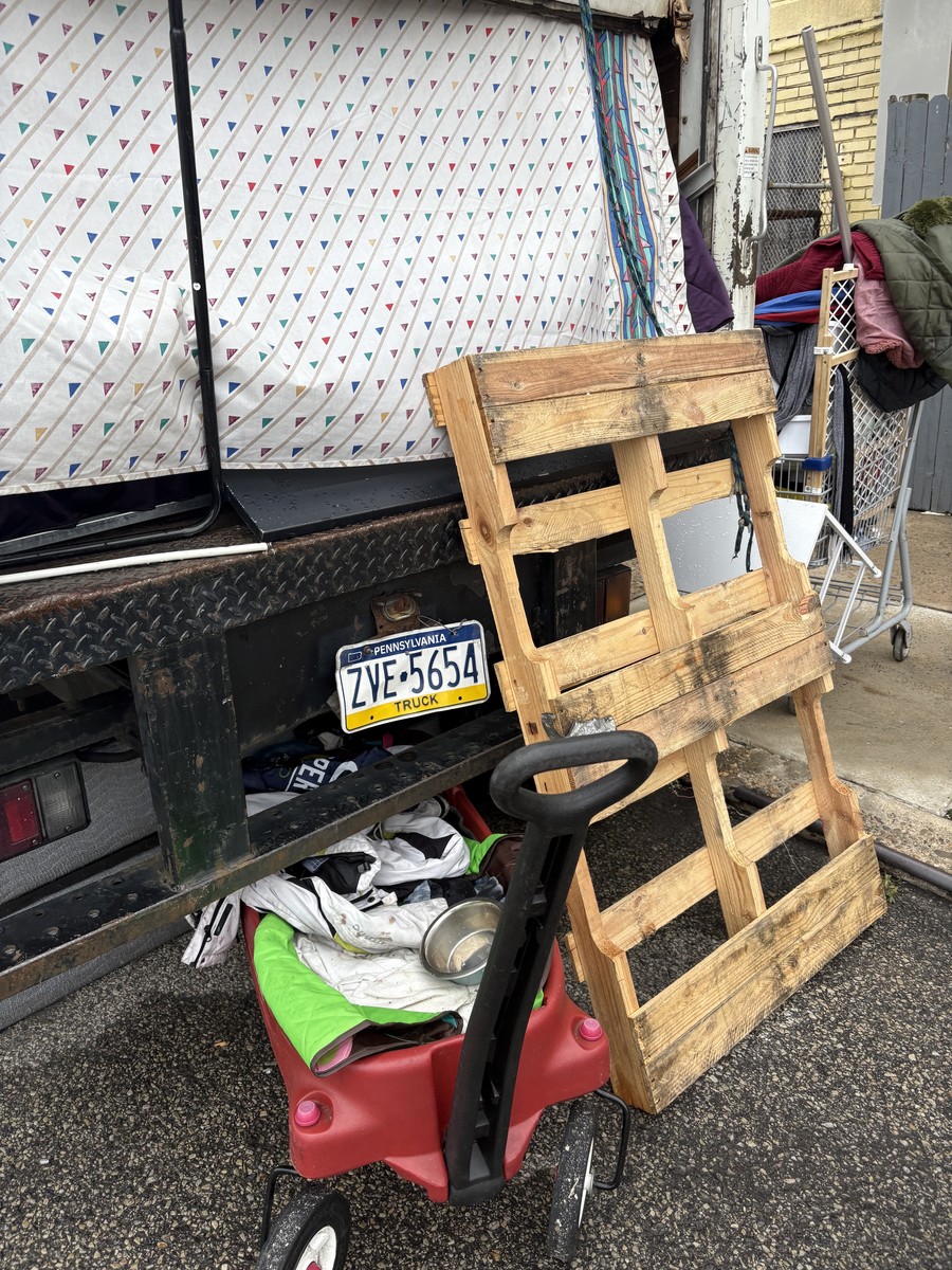 Photographic documentation of the work as submitted to the city's 311 record.