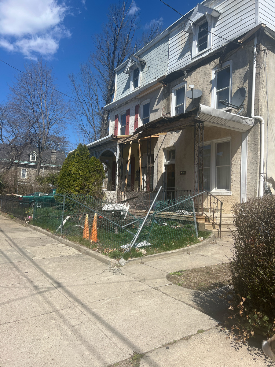 Photographic documentation of the work as submitted to the city's 311 record.