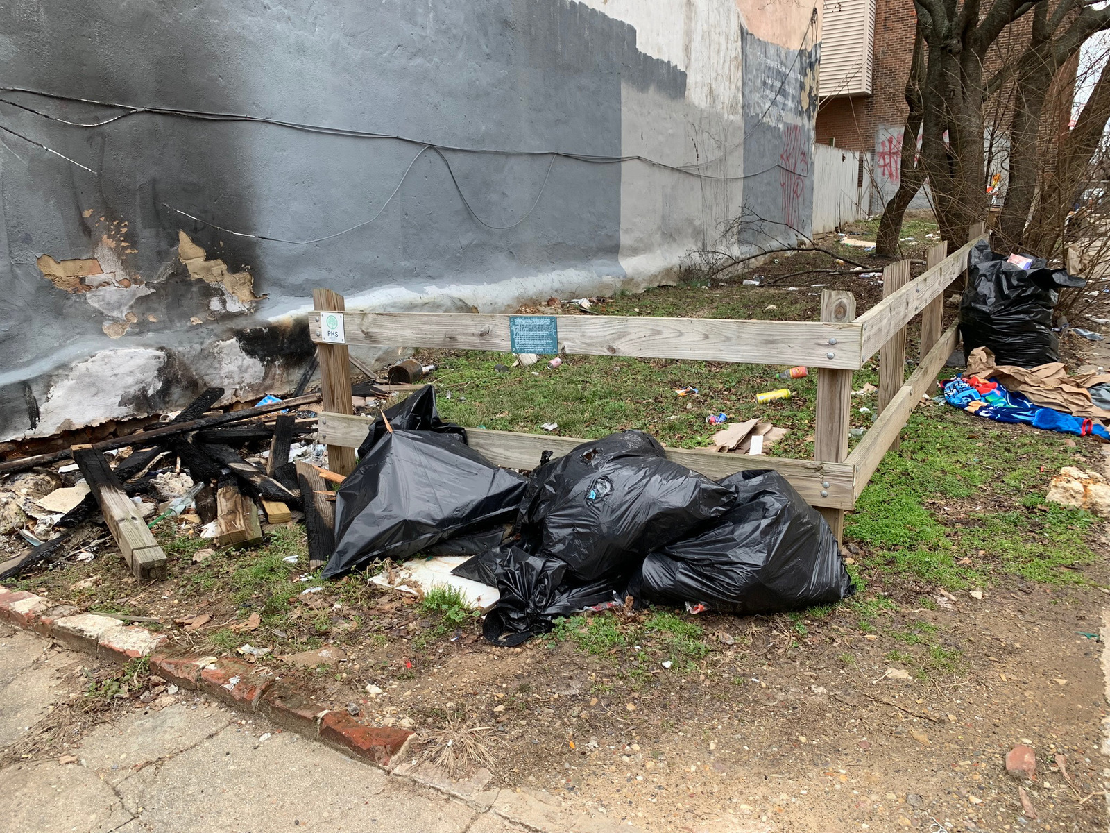 Photographic documentation of the work as submitted to the city's 311 record.