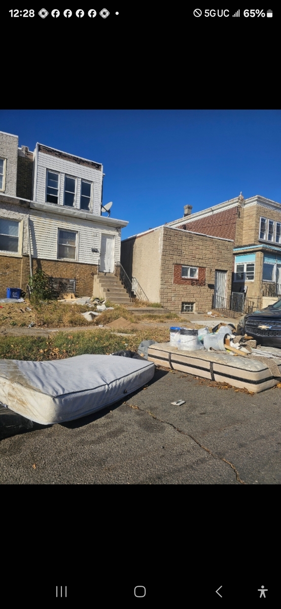 Photographic documentation of the work as submitted to the city's 311 record.