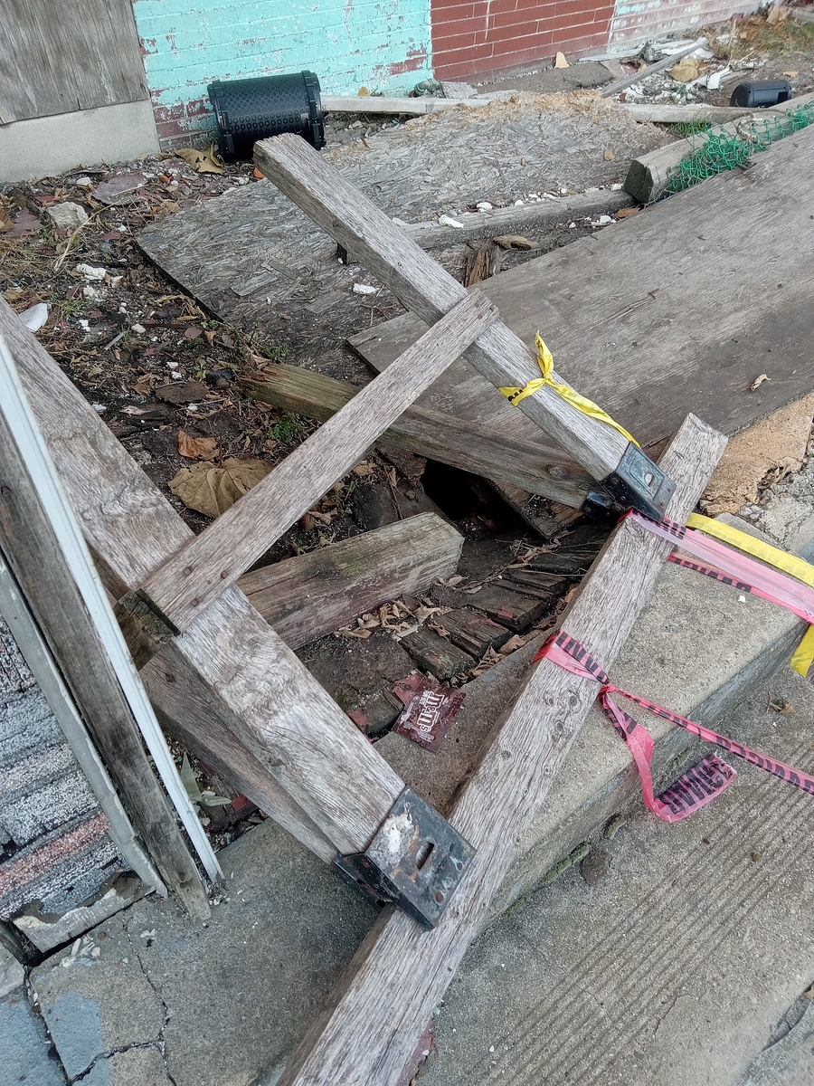 Photographic documentation of the work as submitted to the city's 311 record.