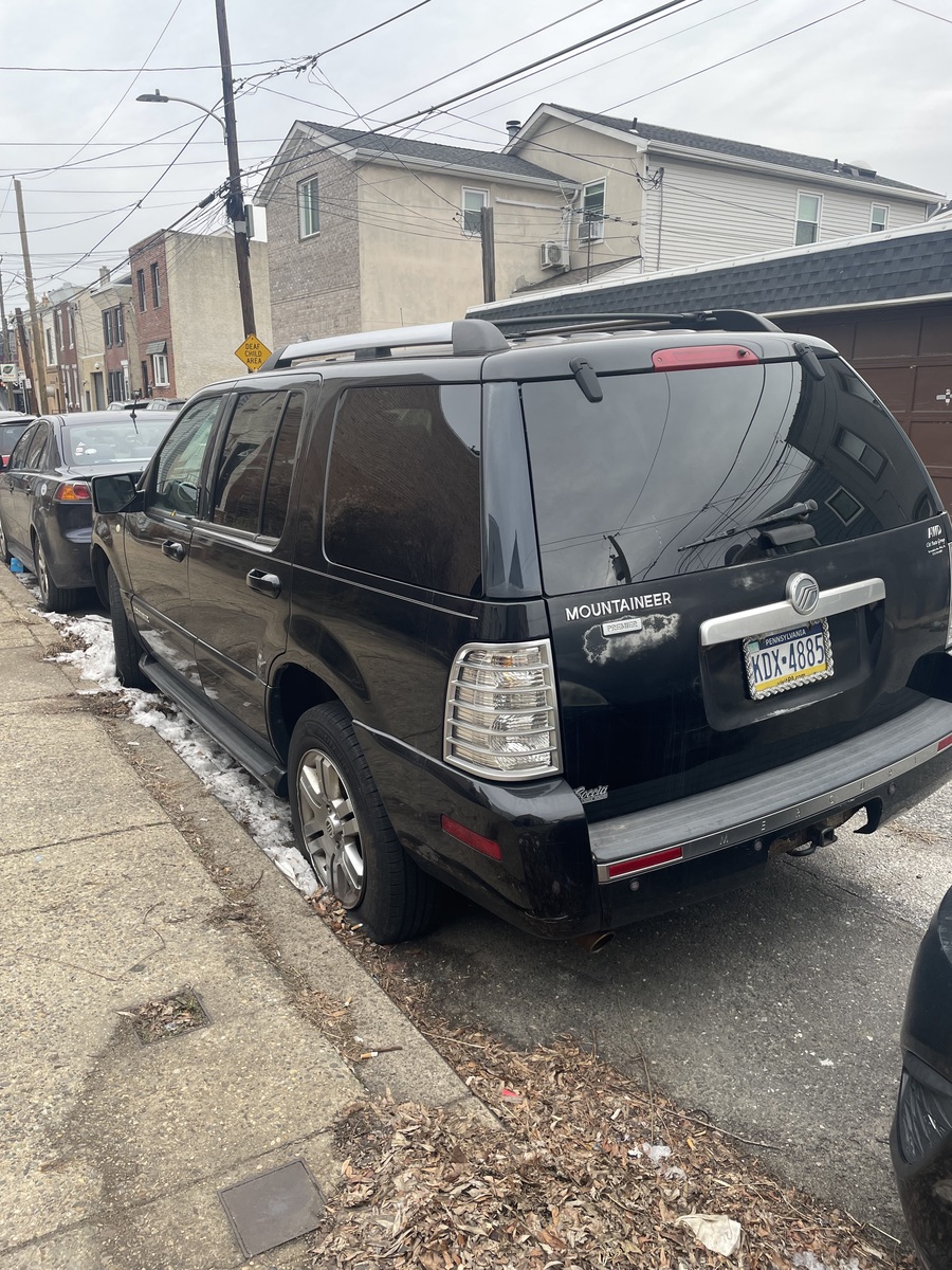 Photographic documentation of the work as submitted to the city's 311 record.