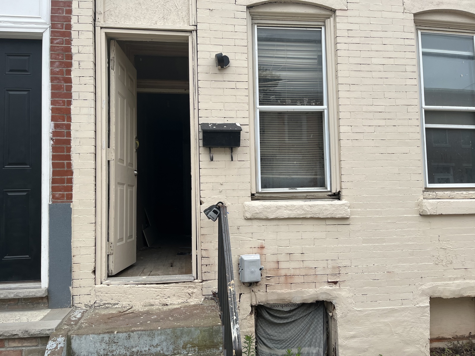 Photographic documentation of the work as submitted to the city's 311 record.
