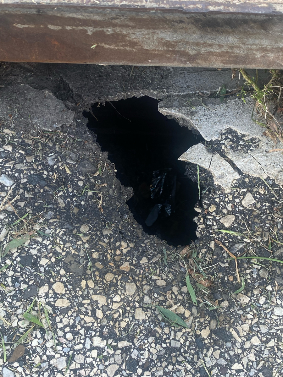 Photographic documentation of the work as submitted to the city's 311 record.