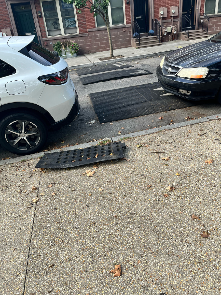 Photographic documentation of the work as submitted to the city's 311 record.