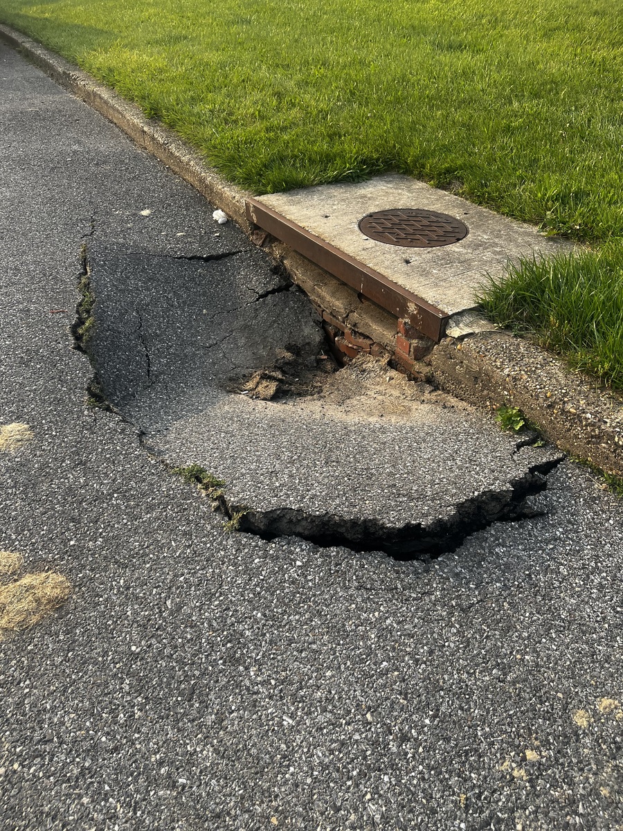 Photographic documentation of the work as submitted to the city's 311 record.