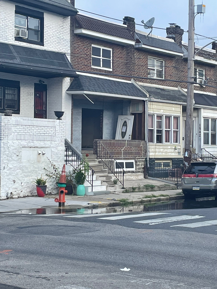 Photographic documentation of the work as submitted to the city's 311 record.