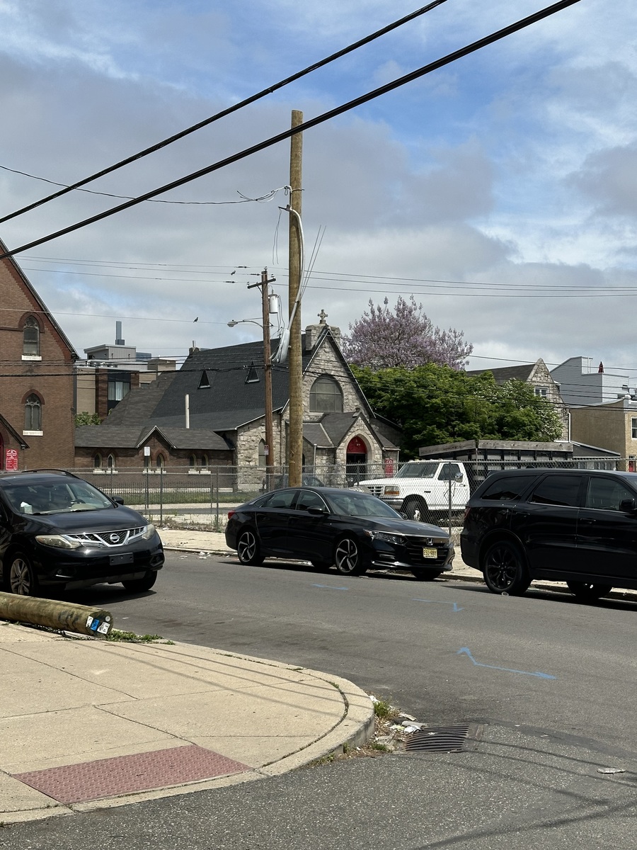 Photographic documentation of the work as submitted to the city's 311 record.