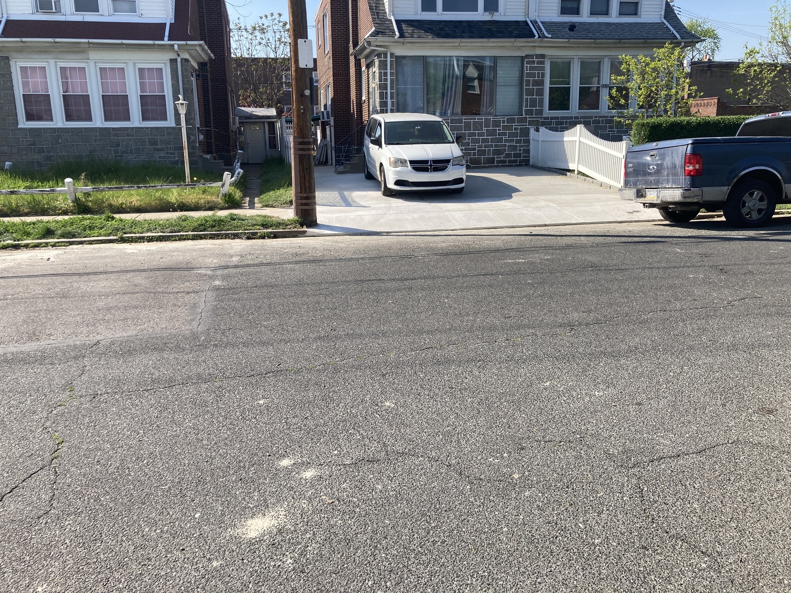 Photographic documentation of the work as submitted to the city's 311 record.