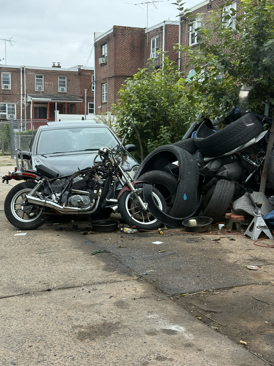 Photographic documentation of the work as submitted to the city's 311 record.