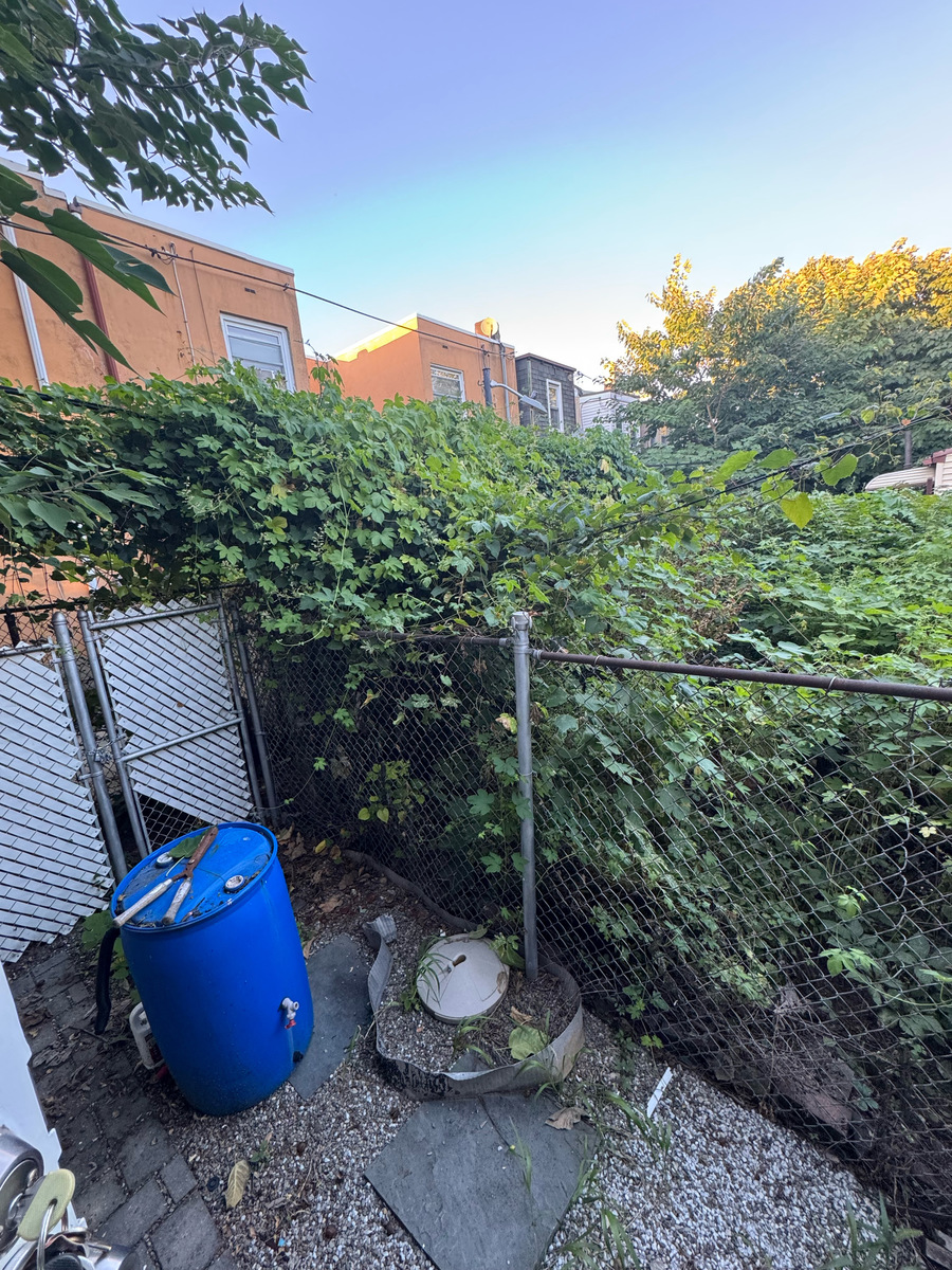 Photographic documentation of the work as submitted to the city's 311 record.