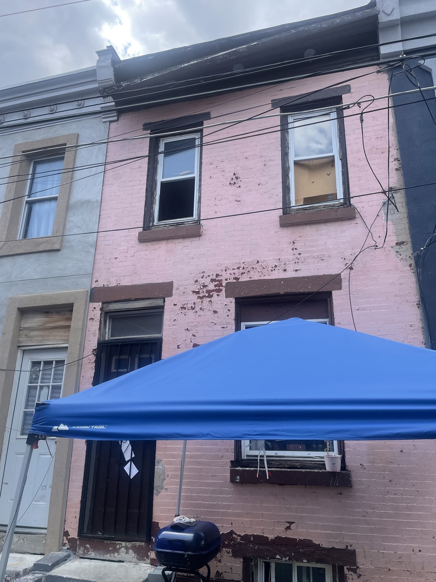 Photographic documentation of the work as submitted to the city's 311 record.