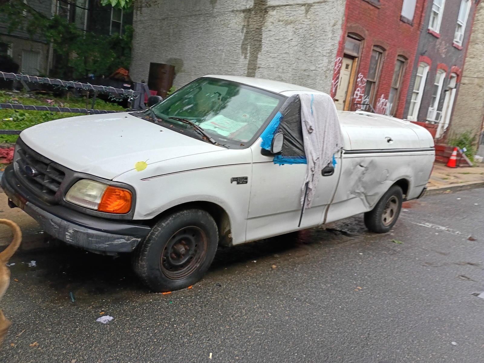 Photographic documentation of the work as submitted to the city's 311 record.