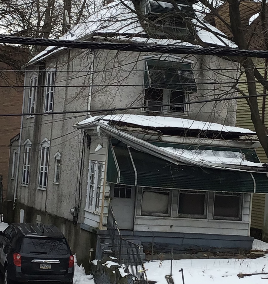 Photographic documentation of the work as submitted to the city's 311 record.
