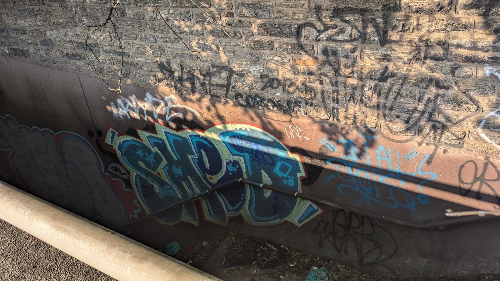 Photographic documentation of the work as submitted to the city's 311 record.