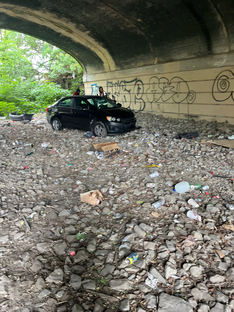 Photographic documentation of the work as submitted to the city's 311 record.