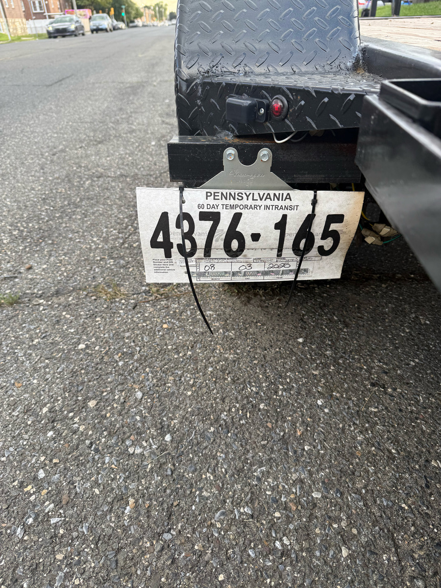 Photographic documentation of the work as submitted to the city's 311 record.