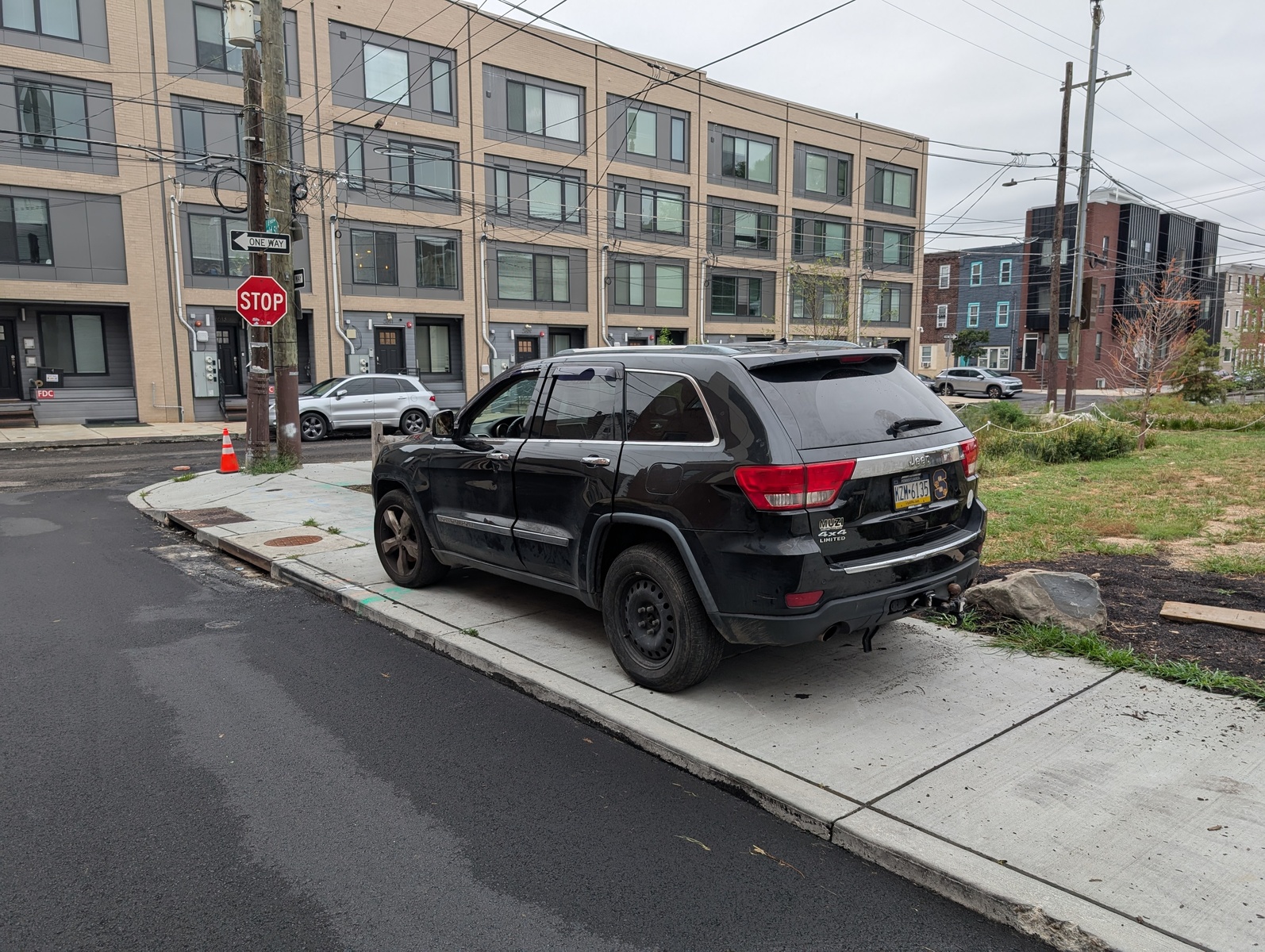 Photographic documentation of the work as submitted to the city's 311 record.