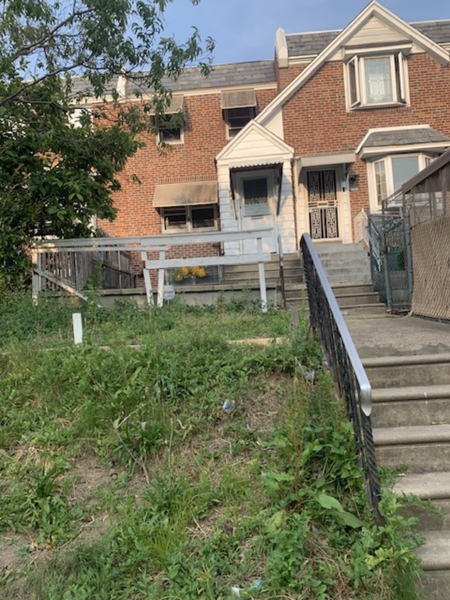 Photographic documentation of the work as submitted to the city's 311 record.