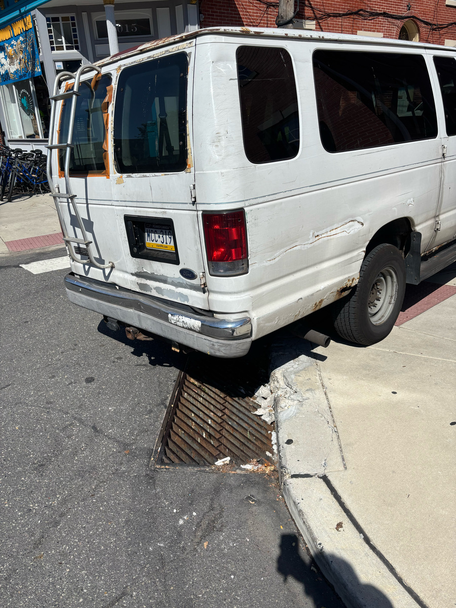Photographic documentation of the work as submitted to the city's 311 record.