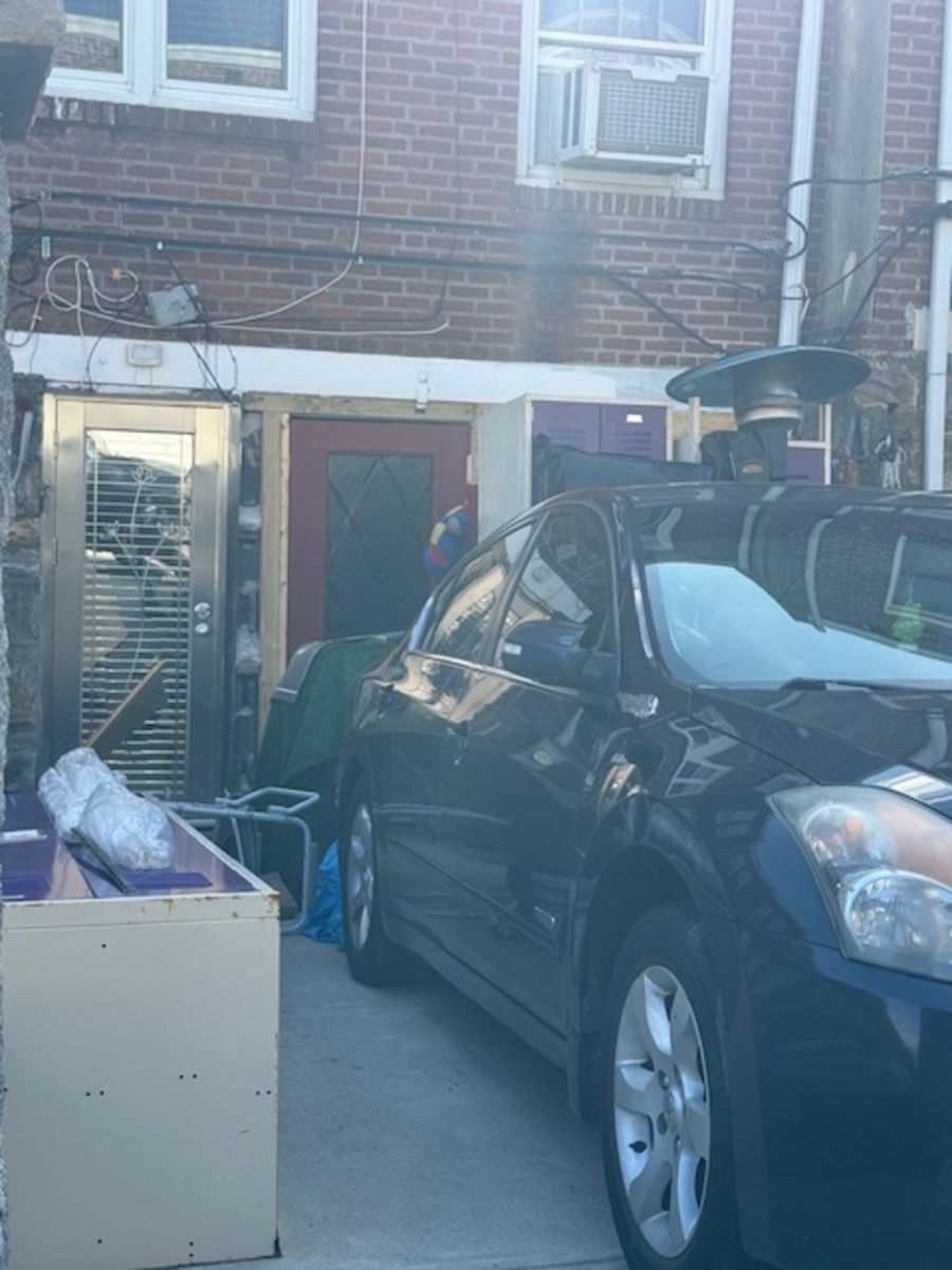 Photographic documentation of the work as submitted to the city's 311 record.