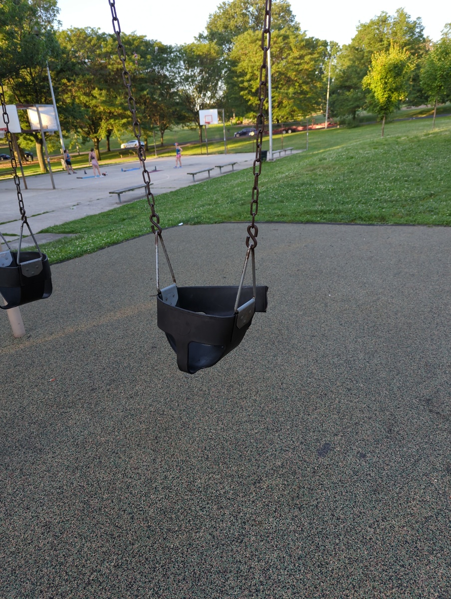 Photographic documentation of the work as submitted to the city's 311 record.
