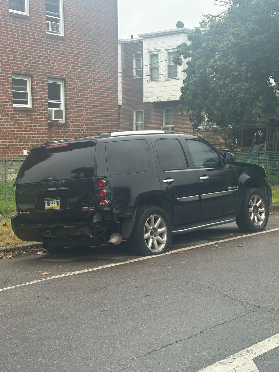 Photographic documentation of the work as submitted to the city's 311 record.