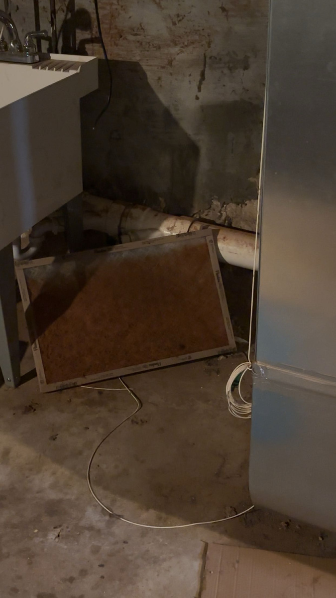 Photographic documentation of the work as submitted to the city's 311 record.
