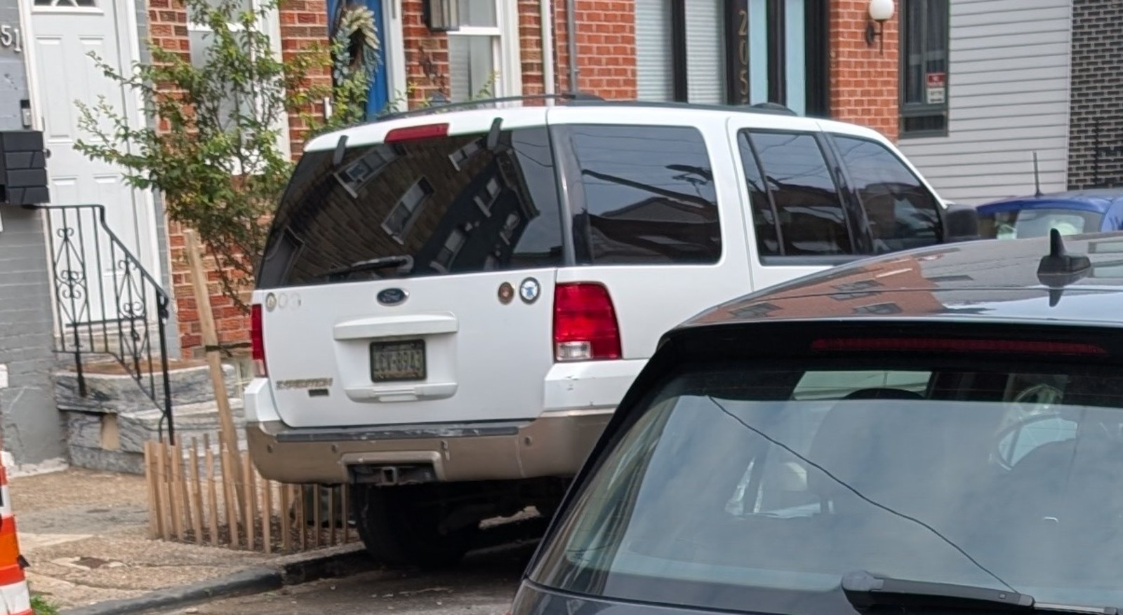 Photographic documentation of the work as submitted to the city's 311 record.