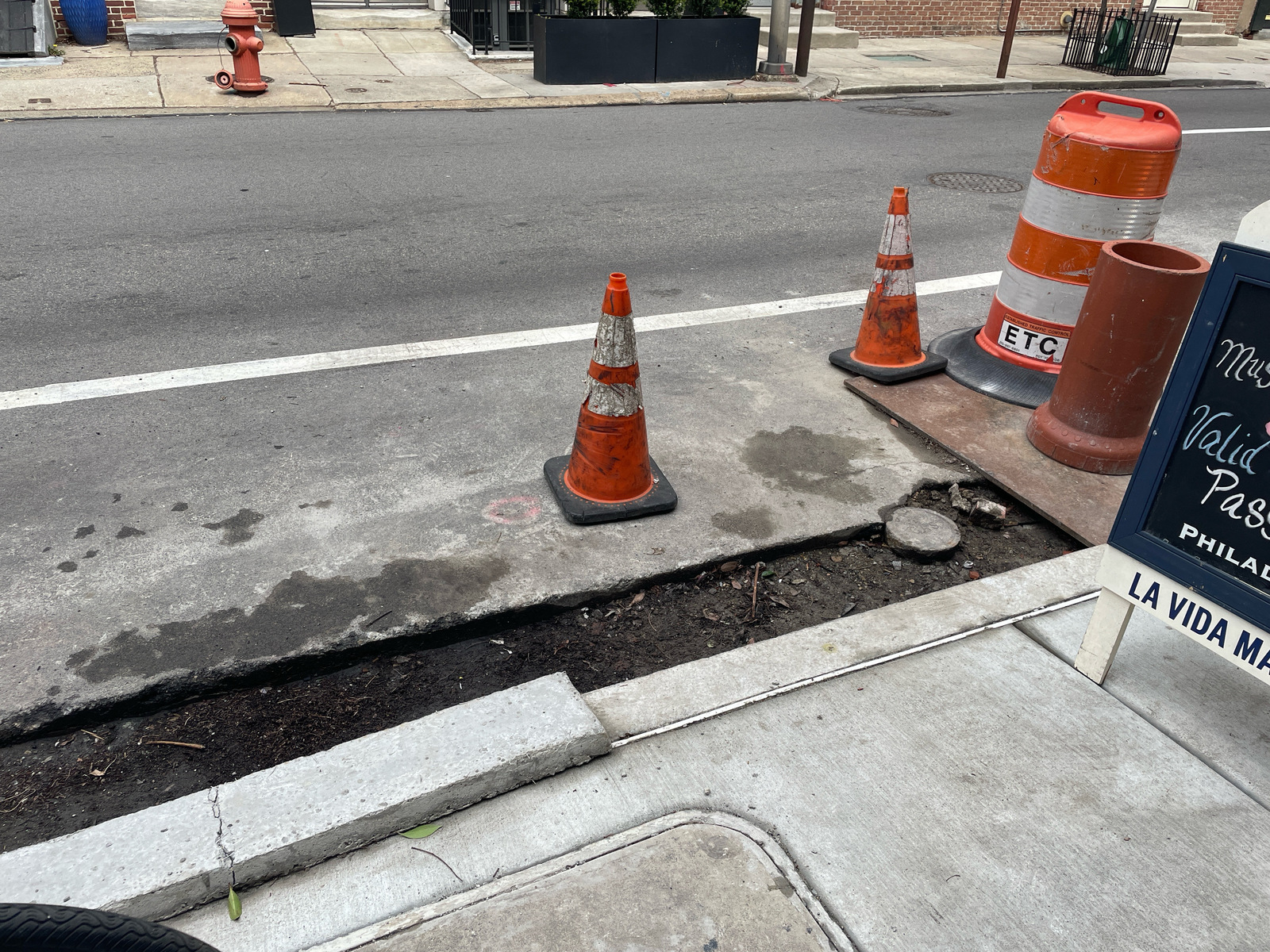 Photographic documentation of the work as submitted to the city's 311 record.