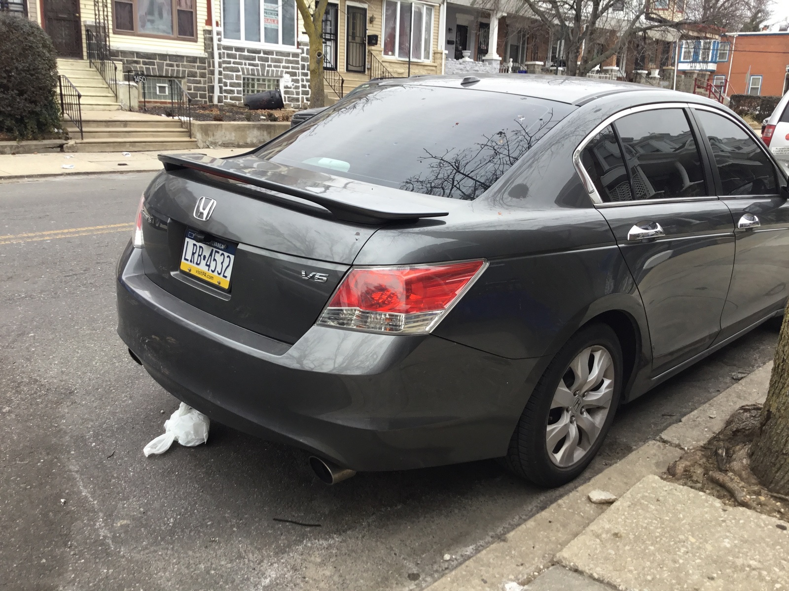 Photographic documentation of the work as submitted to the city's 311 record.