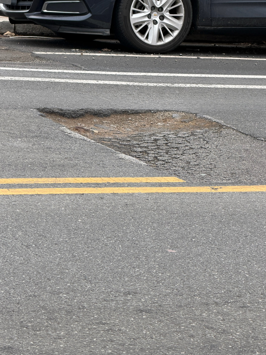 Photographic documentation of the work as submitted to the city's 311 record.