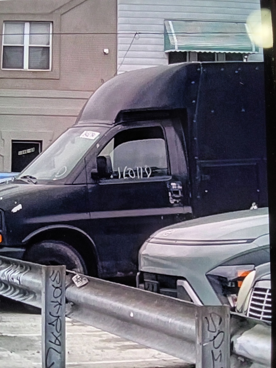 Photographic documentation of the work as submitted to the city's 311 record.