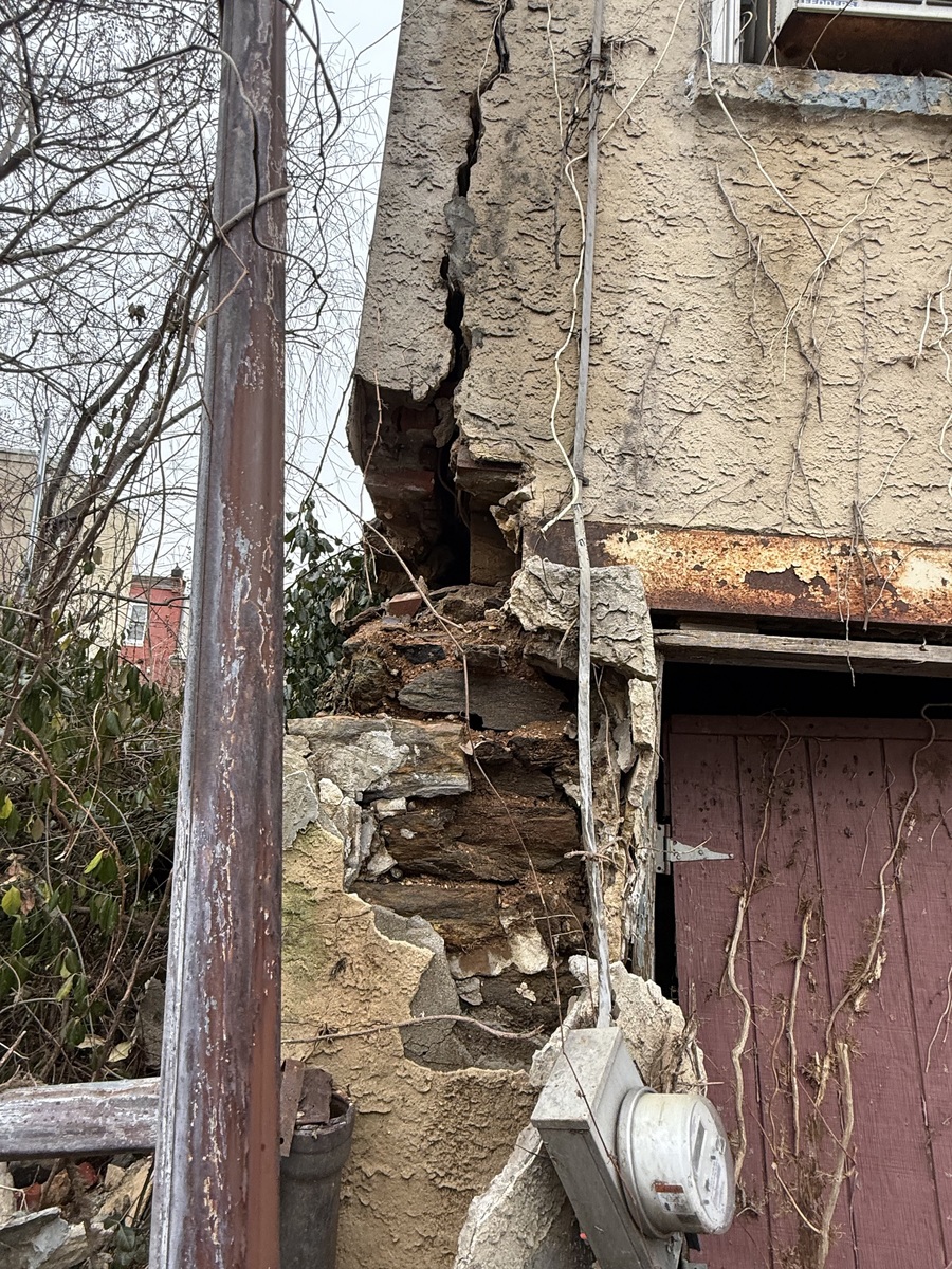 Photographic documentation of the work as submitted to the city's 311 record.