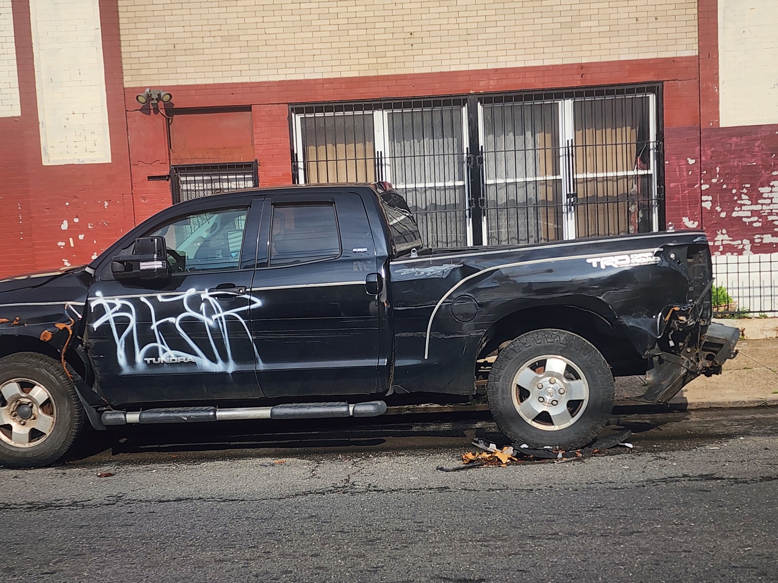 Photographic documentation of the work as submitted to the city's 311 record.