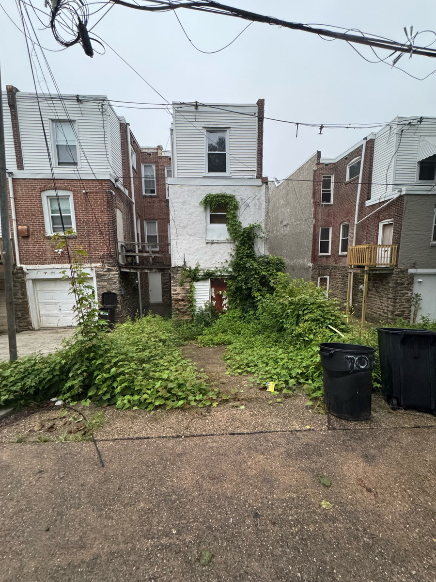 Photographic documentation of the work as submitted to the city's 311 record.