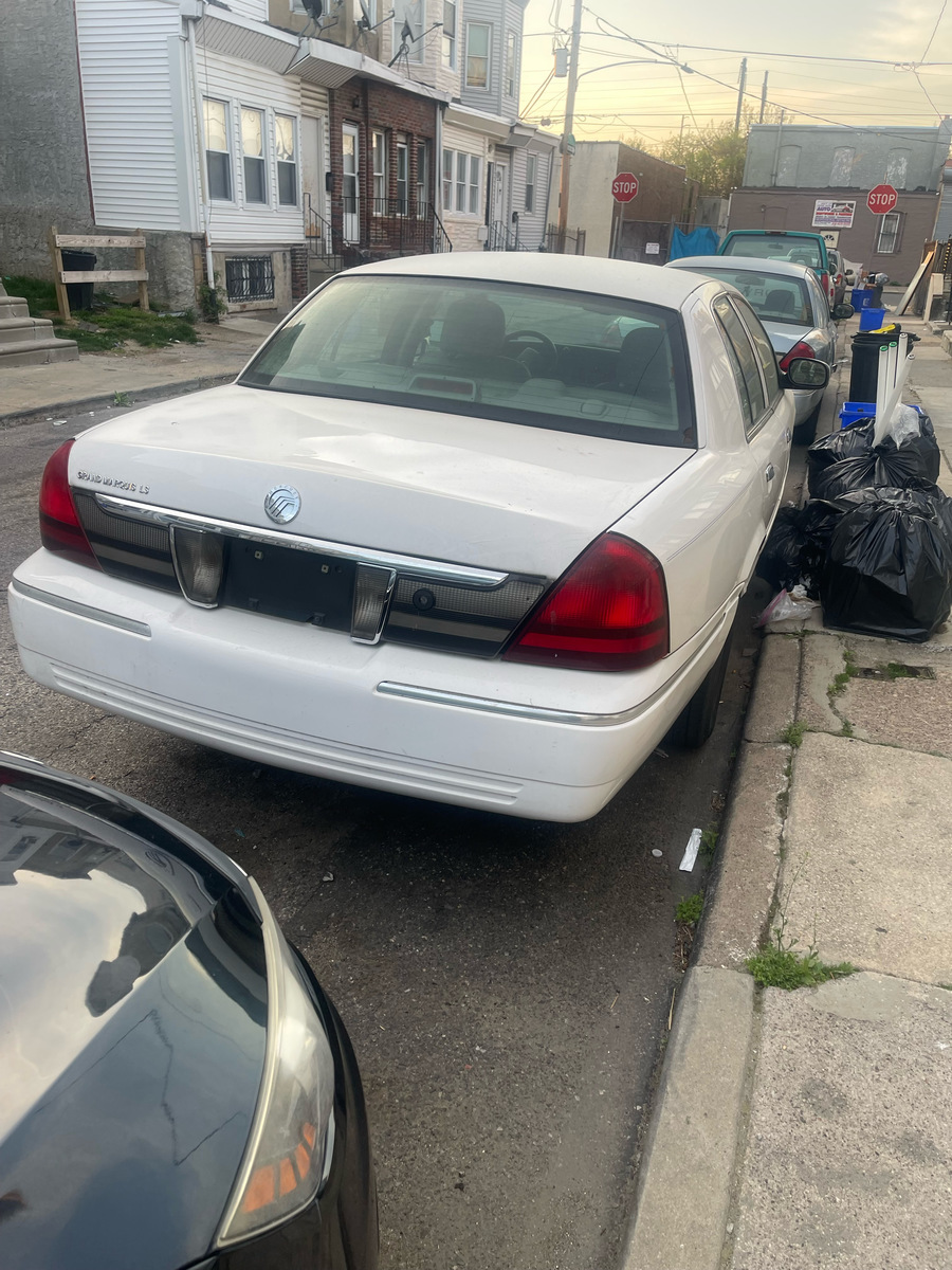 Photographic documentation of the work as submitted to the city's 311 record.