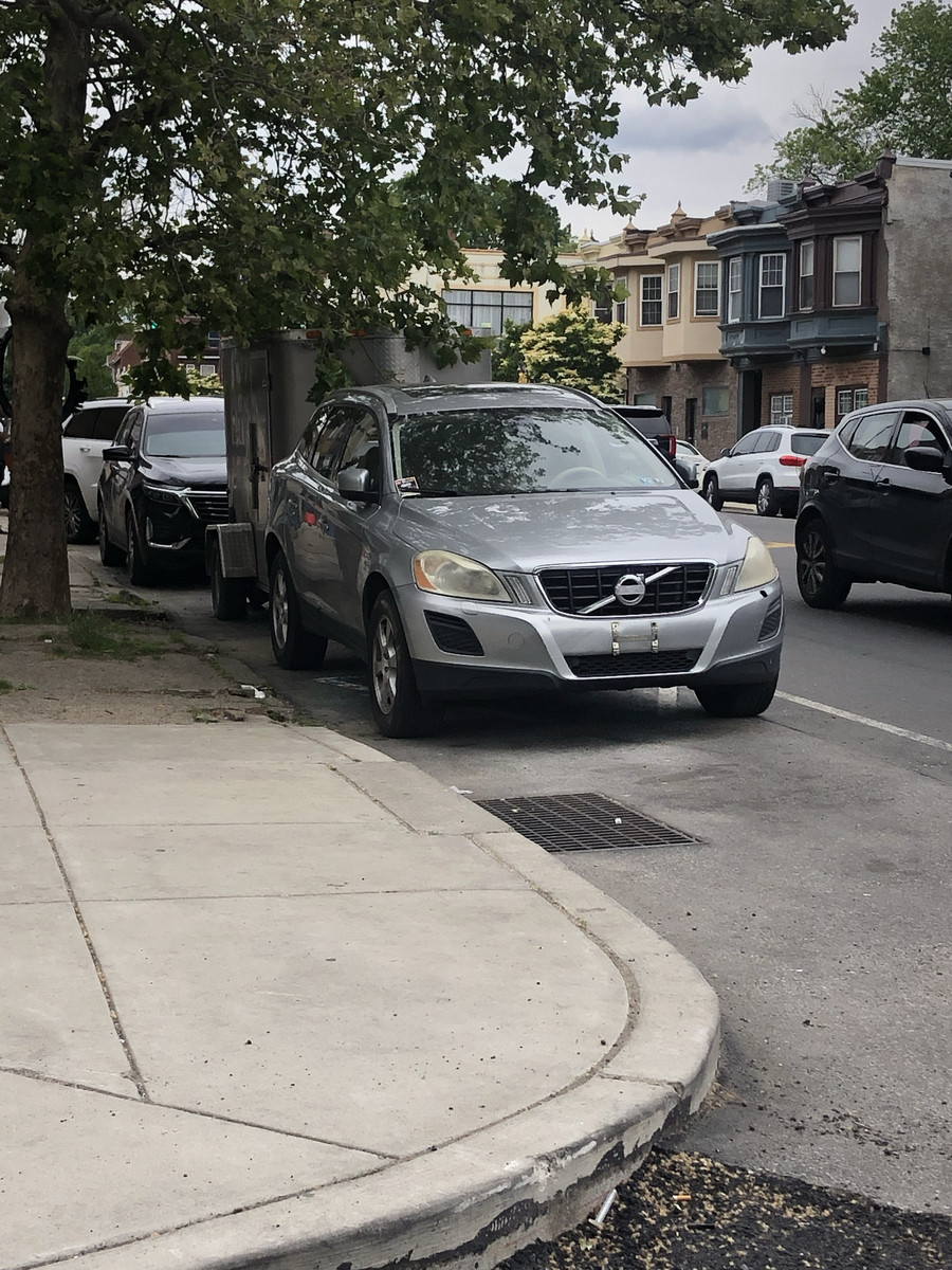 Photographic documentation of the work as submitted to the city's 311 record.